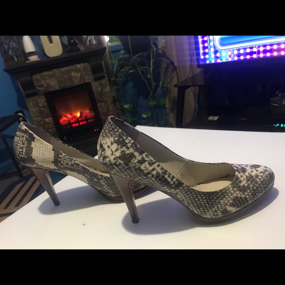 Nine West Rocha Grey Multi Platforms